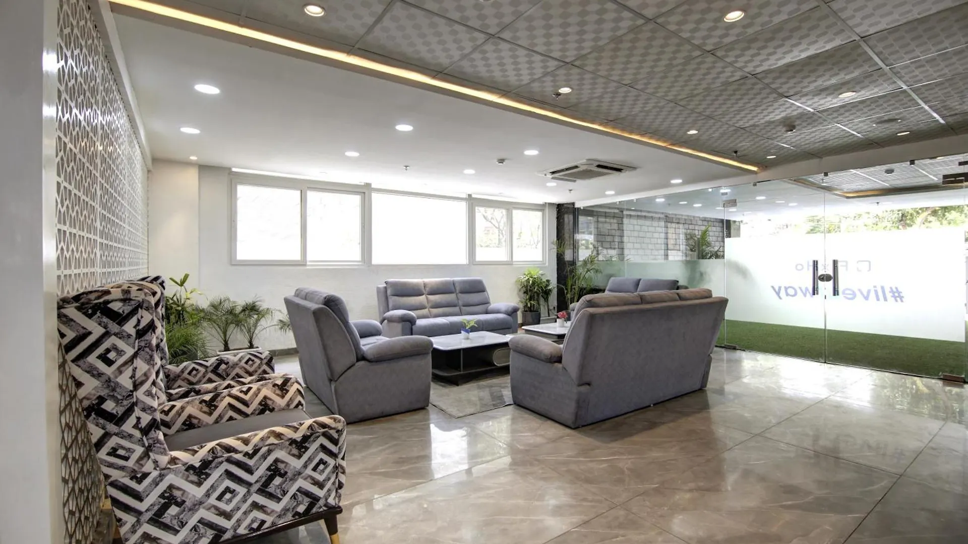 Flxho Cyber One - Hotel And Banquet- Dlf Cyber City Гургаон 3*,