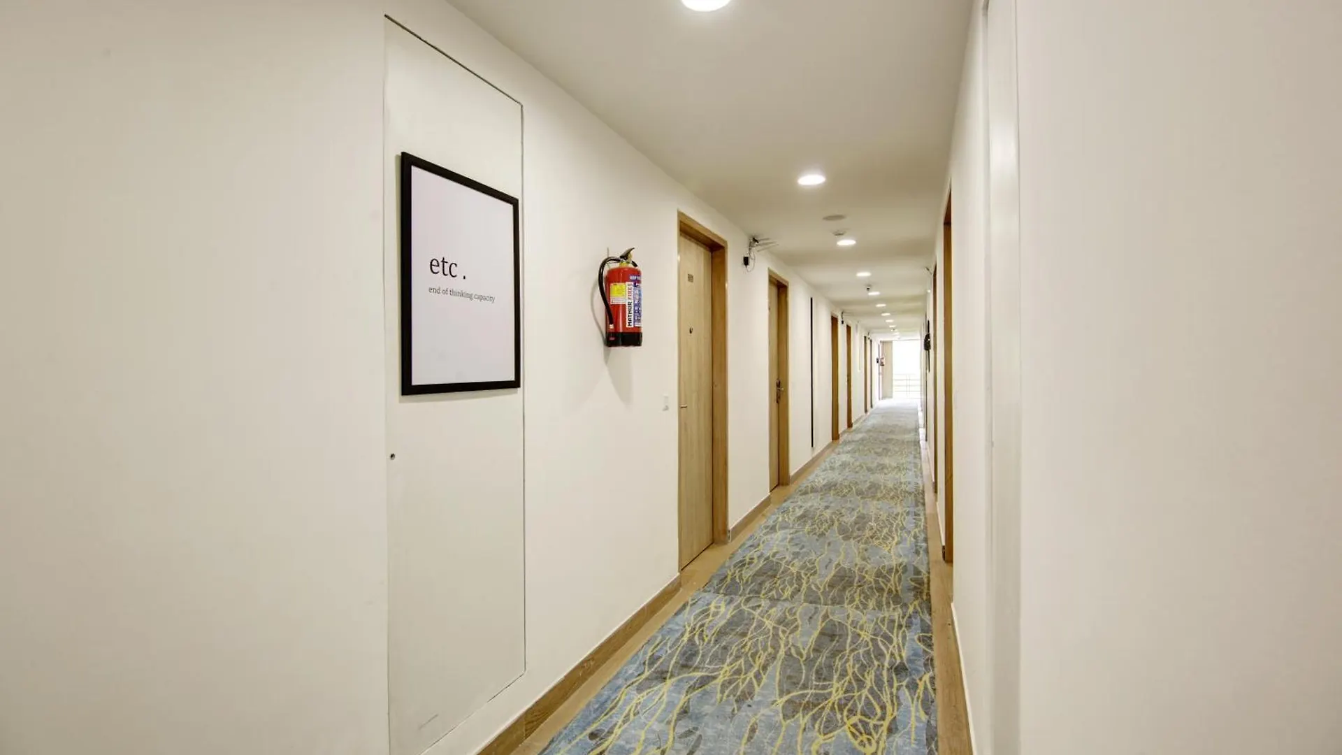 Flxho Cyber One - Hotel And Banquet- Dlf Cyber City Гургаон 3*,